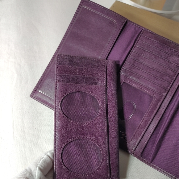 💜FOSSIL Wallet - Picture 7 of 14